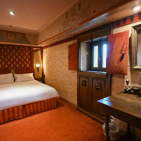 Hotel Chateau De Codignat *