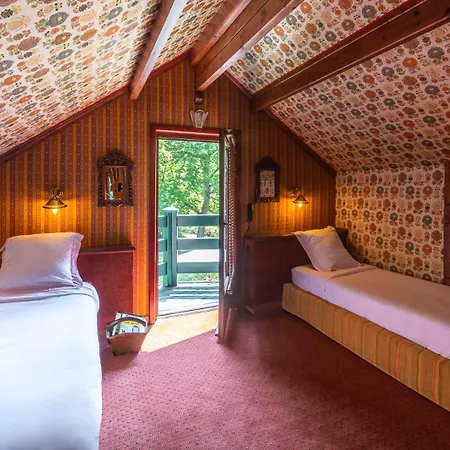 Hotel Chateau De Codignat