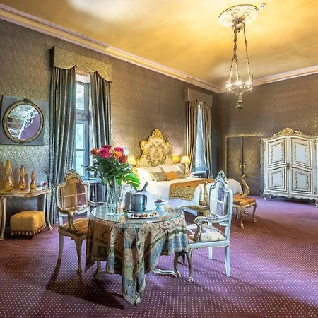 Chateau De Codignat