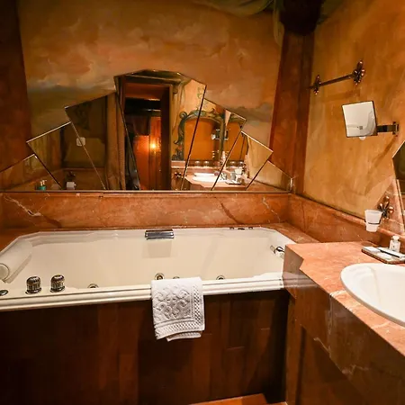Hotel Chateau De Codignat