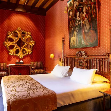 Chateau De Codignat Hotel