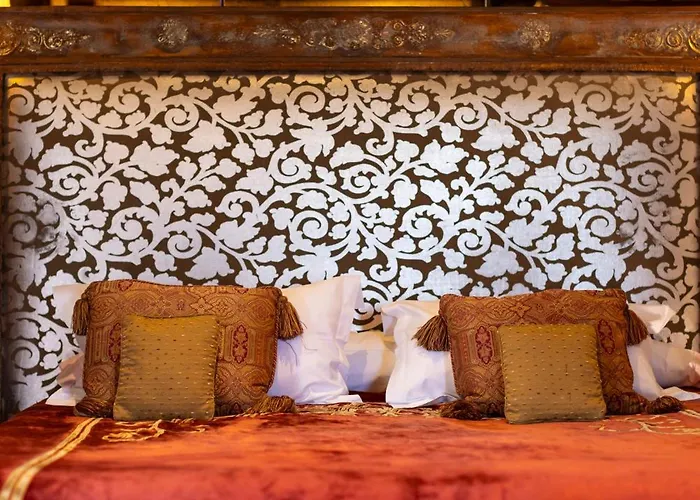 Отель Chateau De Codignat Lezoux