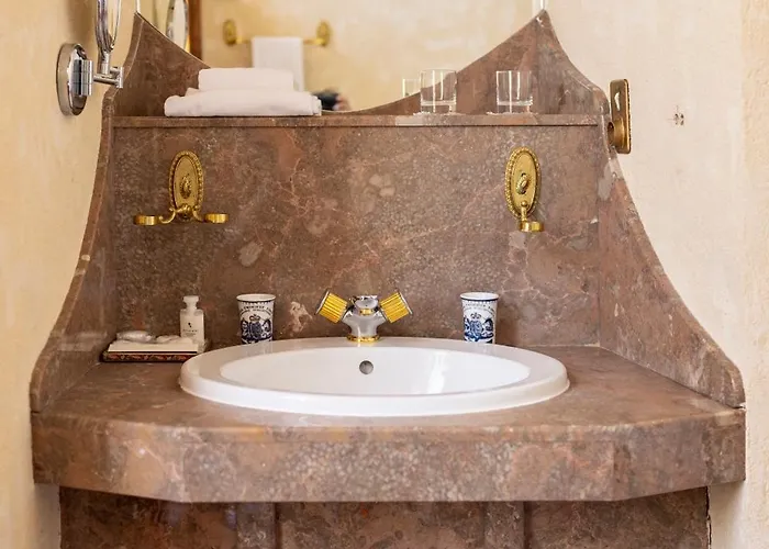 Chateau De Codignat Отель Lezoux