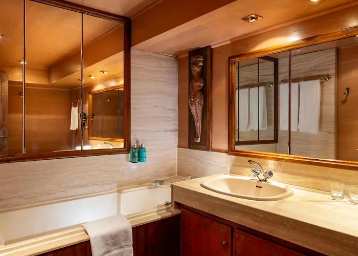 מלון Chateau De Codignat