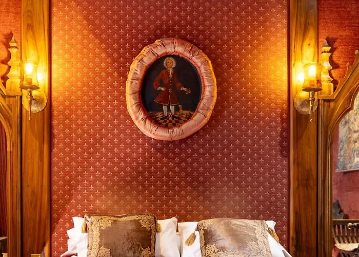 Отель Chateau De Codignat