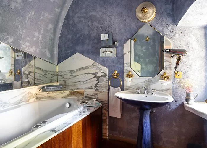 Chateau De Codignat Отель Lezoux